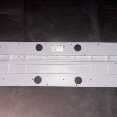 Arturia KeyLab Essential 49 MIDI Controller 2017 - Present - White image 2