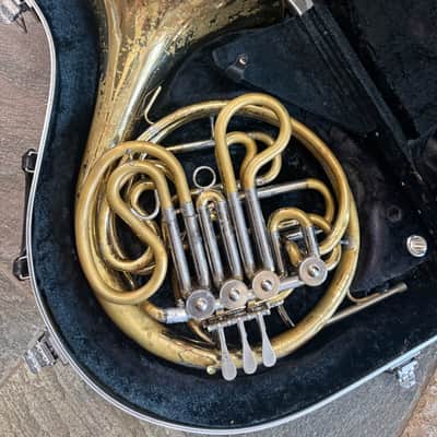 Yamaha YHR-561 Double French Horn with case and mouthpiece, Made in Japan image 1