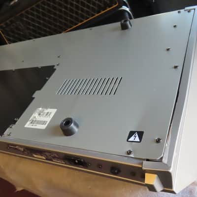 YAMAHA 2001 MOTIF 6 CLASSIC SYNTHESIZETR WORKSTATION MAX SAMPLE RAM 65MB  TECH SERVIVED CLEAN! image 14