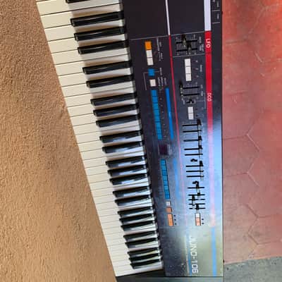Roland Juno-106 61-Key Programmable Polyphonic Synthesizer image 11