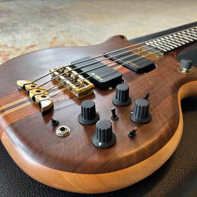 Alembic Stanley Clarke BBSB4 Brown Bass Short Scale 2012 LED's Immaculate image 13