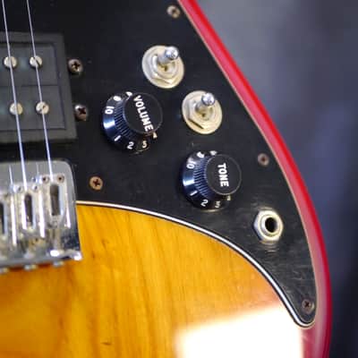 Fender Lead I Sienna Sunburst USA. Case incl image 4