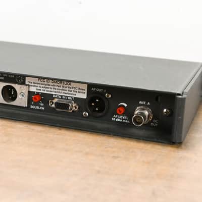 Sennheiser EM 3532-U Mikroport Receiver w/ SK5212-II Packs 530-566MHz CG012B4 image 7