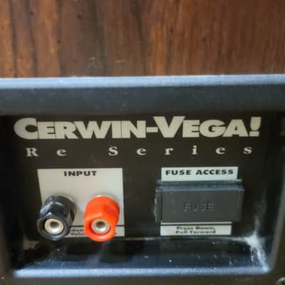Cerwin Vega RE-30 Series 250 Watt 3 Way Floor Standing Speakers Sound Great image 8