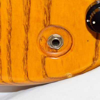Vintage Aria Pro II SB-900 Bass with Original Case Bridge pickup bad with only one coil functioning image 9