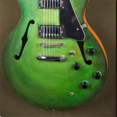 Oasis 'All Around the World' Video Replica Guitar Noel Gallagher Be Here Now 1997 Green image 8