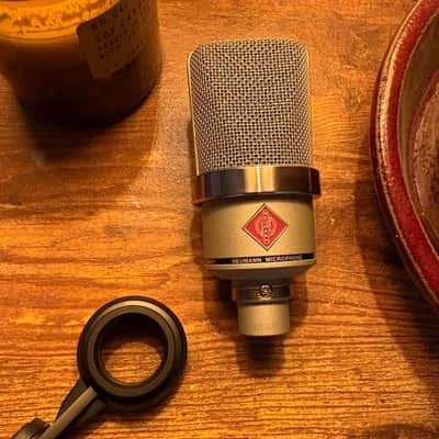 MINT Neumann TLM 102 Large Diaphragm Cardioid Condenser Microphone 2009 - Present - Nickel image 4