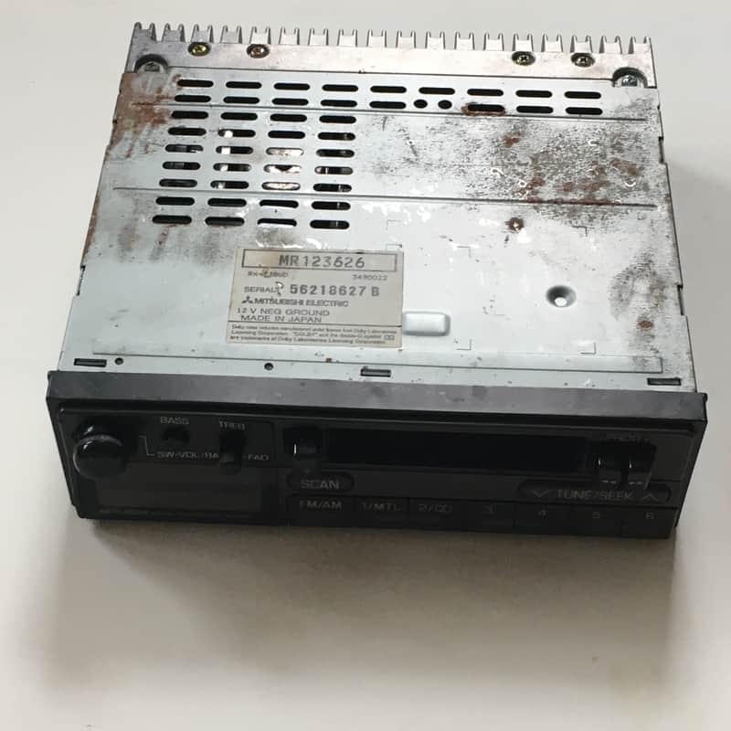 OEM MR123626 Mitsubishi Receiver Factory Radio AM/FM Cassette Deck Stereo