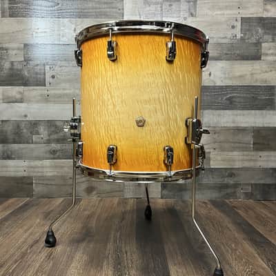Pearl Masterworks Custom Kit (22/10/12/16) image 5
