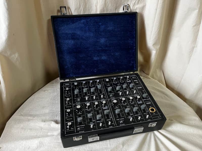 Toyo Gakki Japan ULT-SOUND DS-4 Vintage 4 channel drum synth w/ power supply image 1