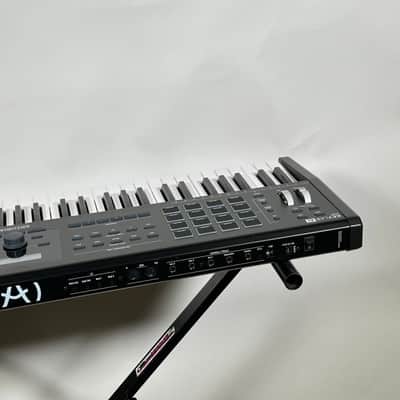 Arturia KeyLab 61 MkII MIDI Keyboard Controller image 11
