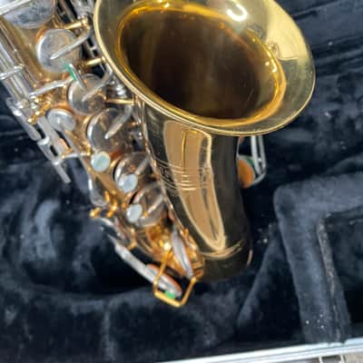 selmer bundy alto sax saxophone w/case and mouthpiece image 4