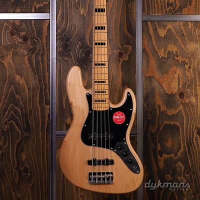Squier Classic Vibe 70's Jazz Bass V Natural image 2