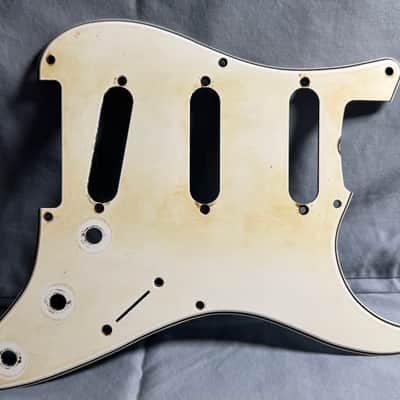Vintage USA 54 8 Hole 50's Fender Stratocaster 56 Vintage Pickguard Celluloid / Nitrate White / Cream 1954 thru 58 RI image 12