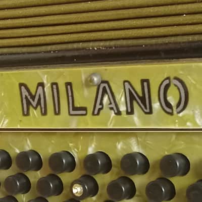 Milano 69l Piano Accordion image 3