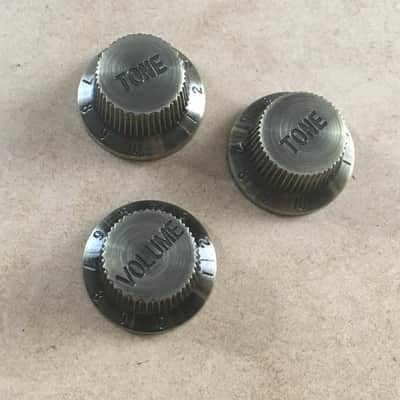 3 Shiny Vintage Antique Brass Finish Guitar Knobs For Fender Strat Light NOS Relic Wear image 2