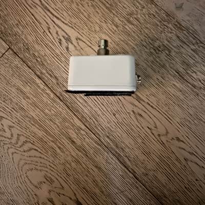 Electro-Harmonix Canyon 2017 - Present - White image 6