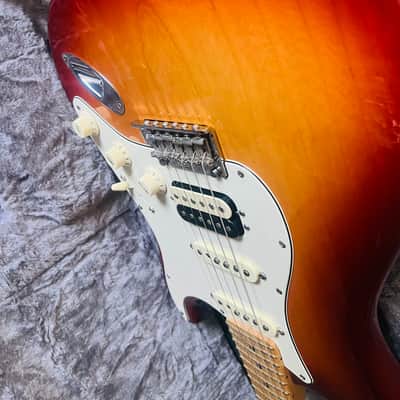 Fender American Professional Stratocaster HSS Shawbucker with Maple Fretboard 2017 - 2019 - Sienna Sunburst image 6