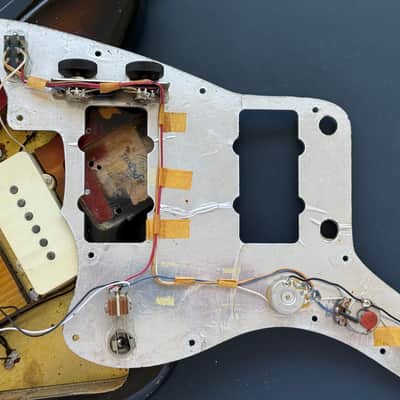 Fender Jazzmaster 1977 - Two Tone Sunburst image 9