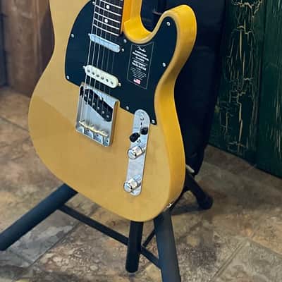 Fender American Pro Classic Hotshot Telecaster in Butterscotch Blonde w Logo Bag image 3