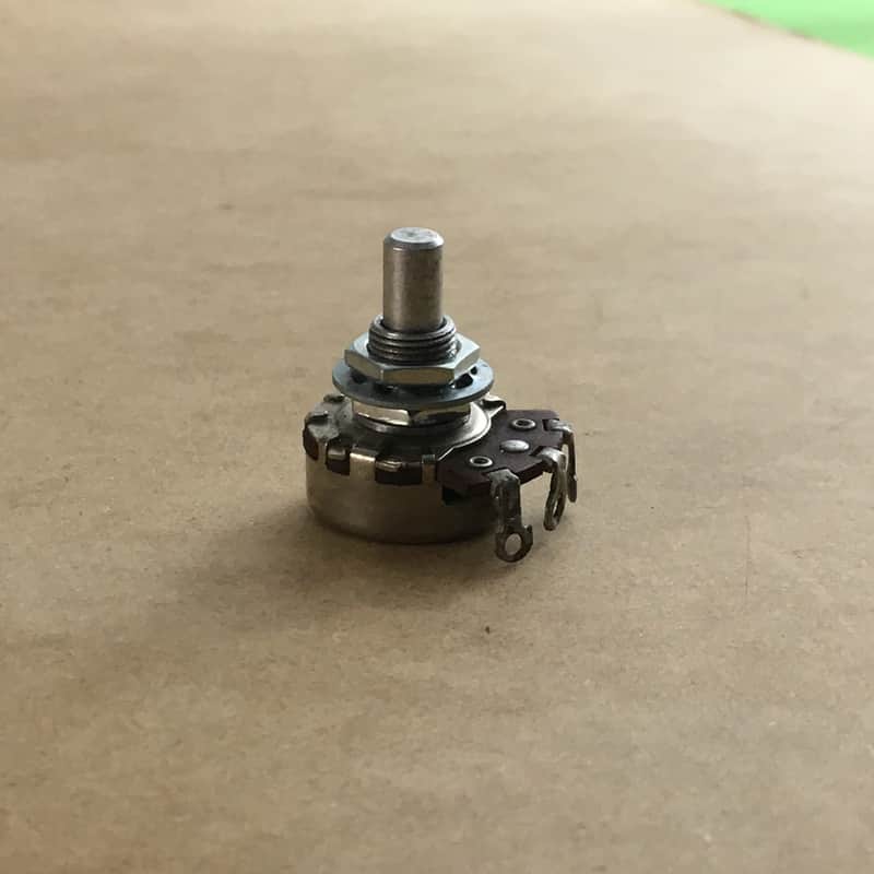 Vintage USA 1971 Stackpole Pot 4890 1 Meg LIN Guitar Potentiometer SOLID Shaft image 1