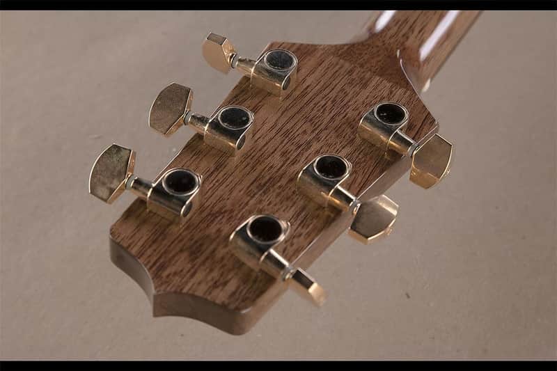 ギターTakamine EG340C エレアコ・クエレクトリック・アコ Takamine