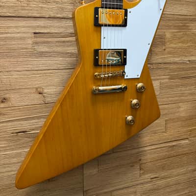 Epiphone 1958 Korina Explorer Guitar-"Inspired by Gibson Custom" Aged Natural -White Pickguard- w/Hard case. New! image 5