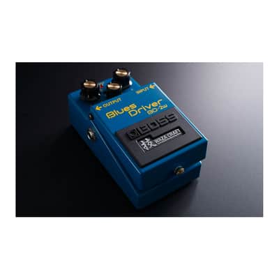 BOSS BD-2W Premium Waza Craft Blues Driver Standard and Custom Mode Analog Circuitry Guitar Pedal for Highly Refined Sound image 4