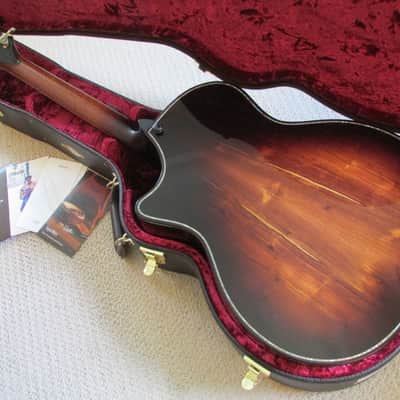 2025 Taylor 914ce Builders Edition Sinker Redwood Top NM/M image 2