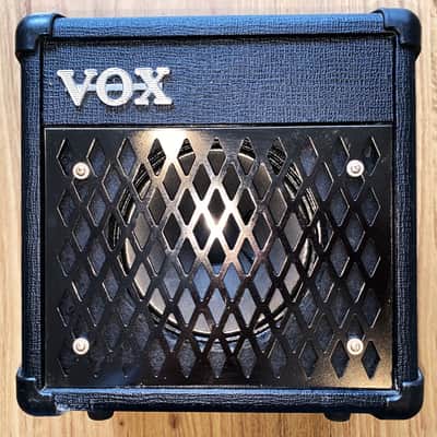 Rare Vox DA5 Portable Micro Amplifier Chrome Grille Battery Powered or Adapter! image 1