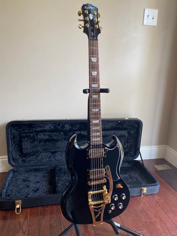 Epiphone SG bigsby スタイル 美品 Epiphone SG Gold Hardware Bigsby Ebony | Reverb