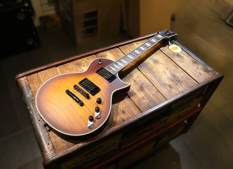 ESP LTD EC-1000T CTM 2021 - Present - Tobacco Sunburst Satin image 1