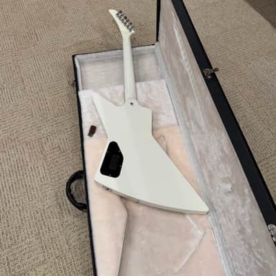 Gibson Guitar Of The Week #47 '84 Explorer Reissue 2007 - Alpine White - Hetfield Metallica! image 5