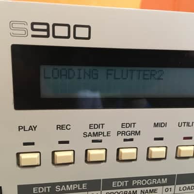 Akai S900 MIDI Digital Sampler 1986 - White image 2
