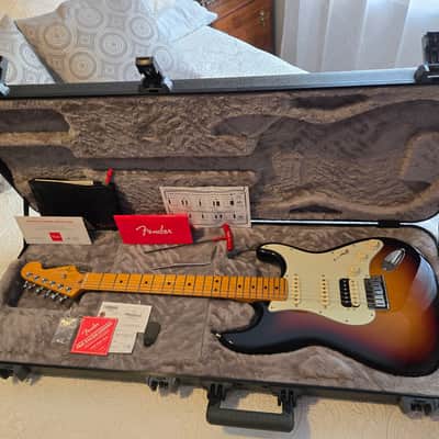Fender American Ultra Stratocaster HSS image 3