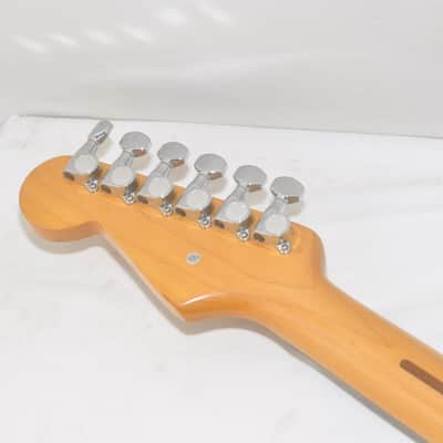 Fender Japan Stratocaster, MADE IN JAPAN, E533747 Electric Guitar Ref. No 6751 image 13