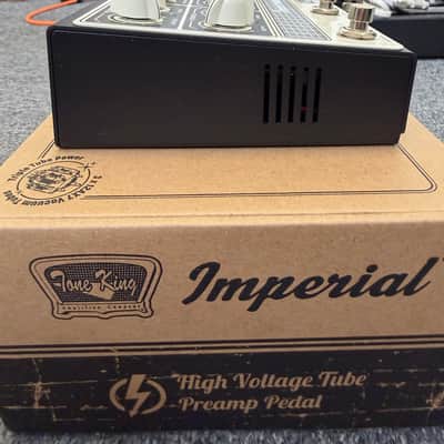 Tone King Imperial Preamp 2025 - Present - Cream / Black image 8