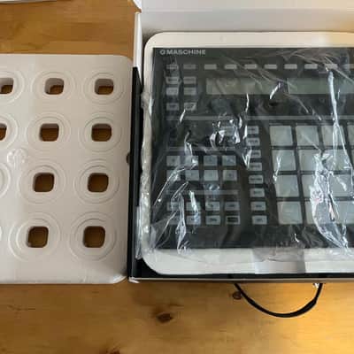 Native Instruments Maschine MK I 2010s - Black image 5