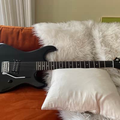 KRAMER ZX 10 electric guitars