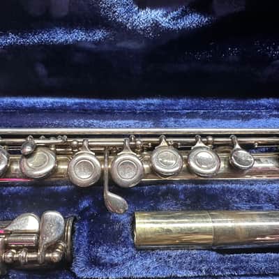 W.T. Armstrong Flute 104-30-14850 For Repair image 3
