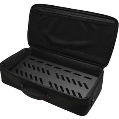Gator Frameworks Black Aluminum Pedal Board, Large with Carry Bag