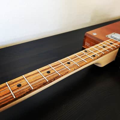 Smokin G Guitars 3 String Electric Cigar Box Guitar 2025 - Maple/Zebra image 8