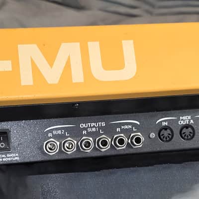 E-MU Systems XL-7 Command Station 128-Voice Synthesizer 2001 - Yellow / Black - with extra Composer ROM image 3