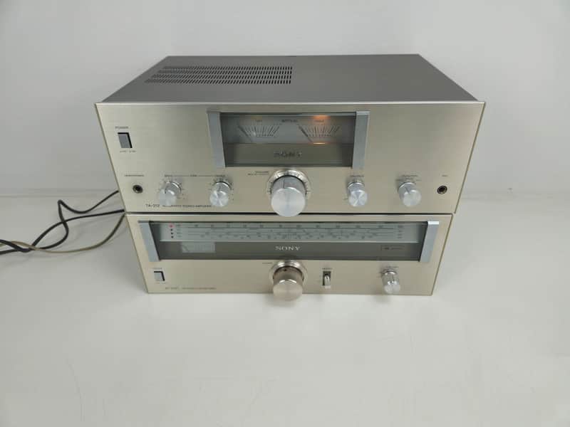 Sony - TA-212 - Integrated Stereo Amplifier - ST-212L - FM Stereo/FM-AM Tuner image 1