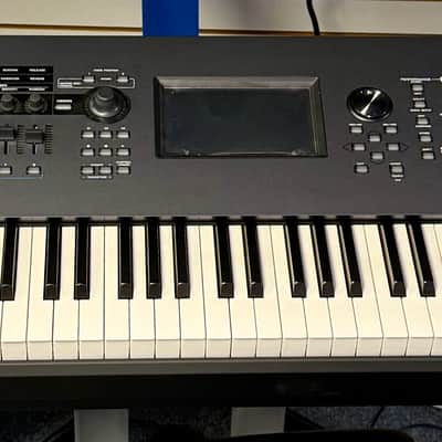 Yamaha Montage-8 88 Key Synthesizer Workstation - Pre Owned * Pickup Only*