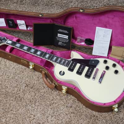 Video! 2018 Gibson 3 P90 Les Paul Custom M2M Vintage White image 1