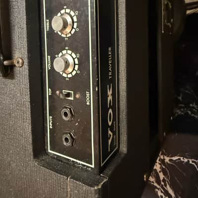 Vox Traveller Guitar Amp 10-Watt 1x10" Guitar Combo 1967 - 1968 - Black image 9