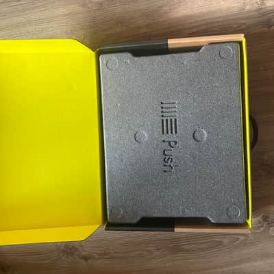 Ableton Push 2 Controller + Live Suite 12+ Decksaver + Stand like new image 4