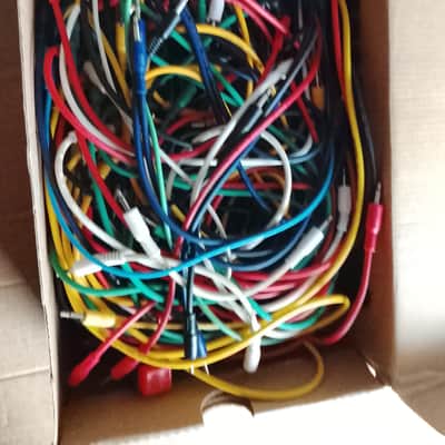 144 patch cables+ accessories image 4