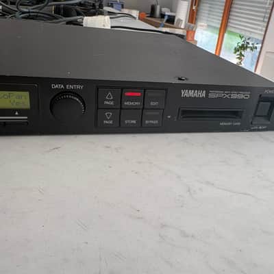 Yamaha SPX990 Professional Multi-Effect Processor 1990s - Black image 5
